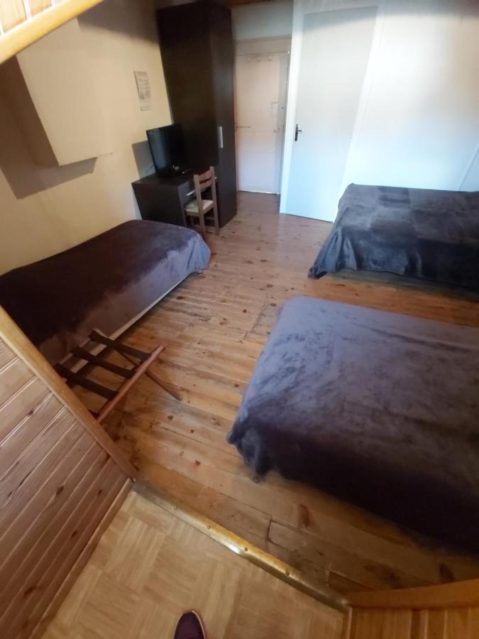 Bed and Breakfast La Chaumiere Seyne Exterior foto